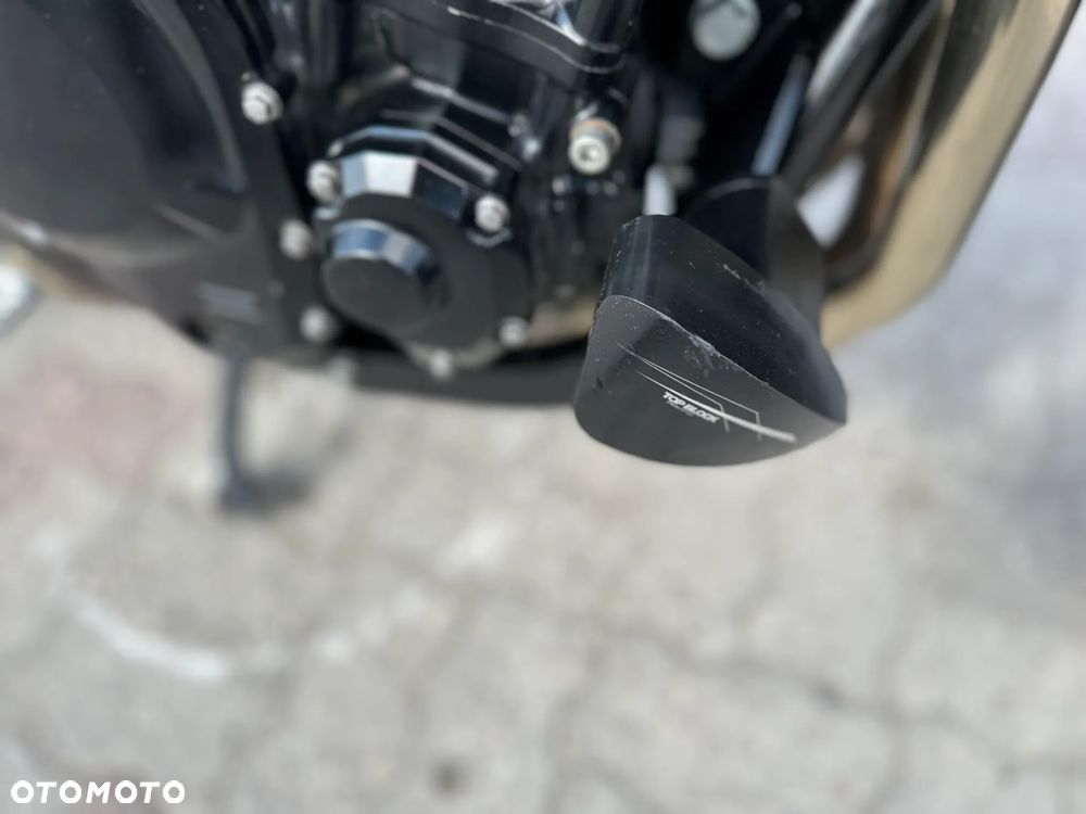 Suzuki Bandit - 17