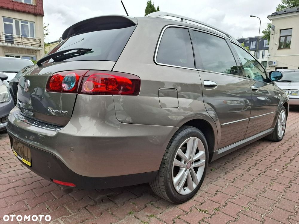 Fiat Croma 1.9 JTD Dynamic - 12