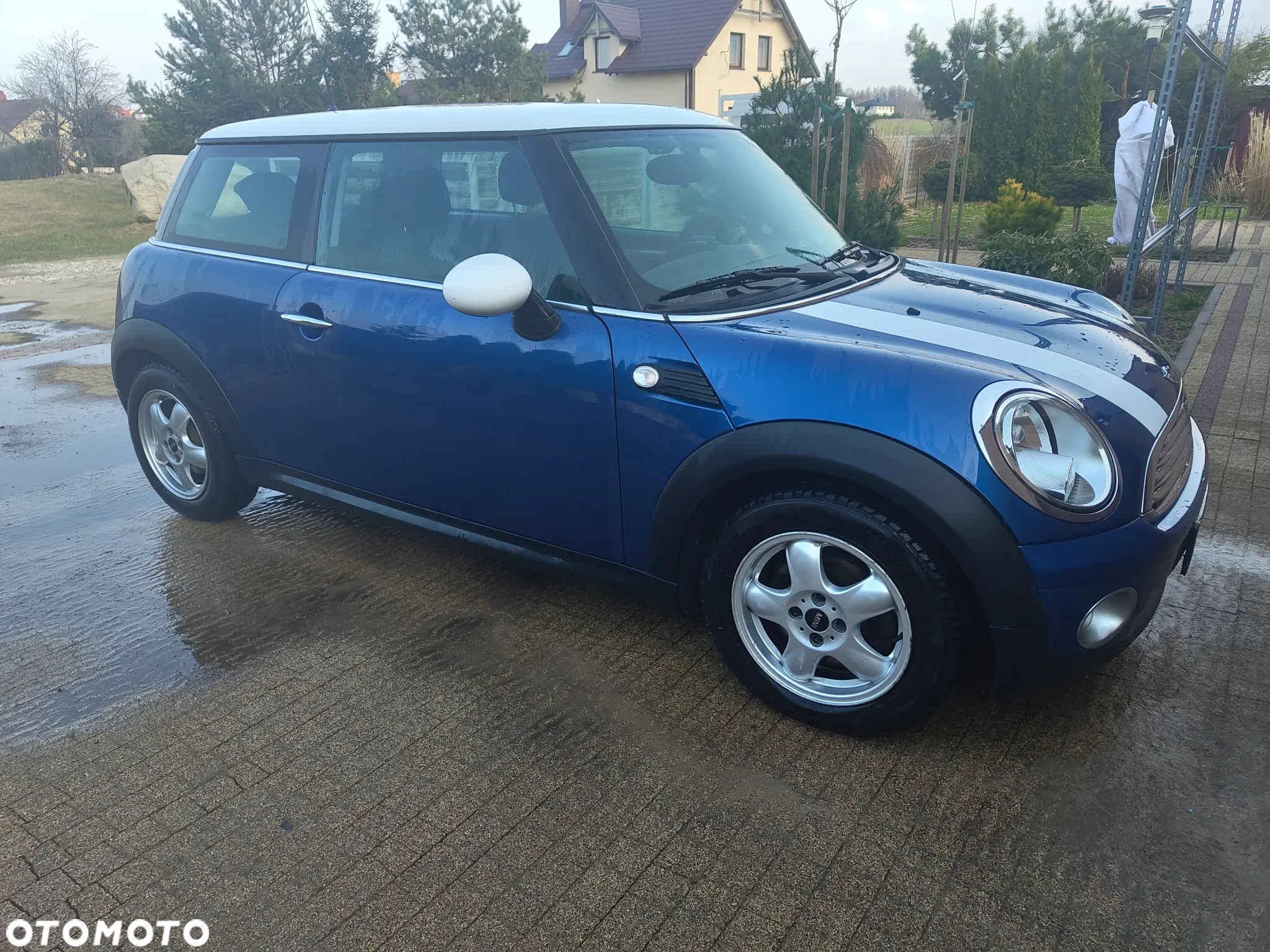 MINI Cooper Standard - 4