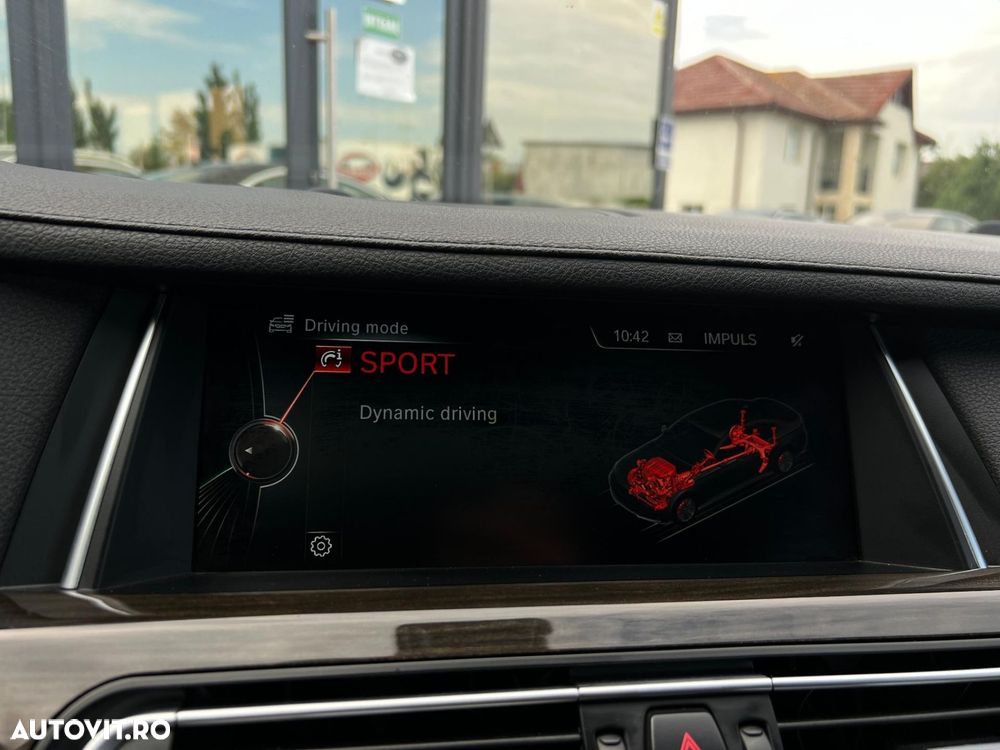 BMW Seria 7 740d xDrive - 27