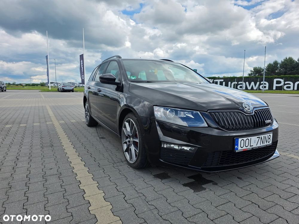 Skoda Octavia 2.0 TDI RS DSG - 2