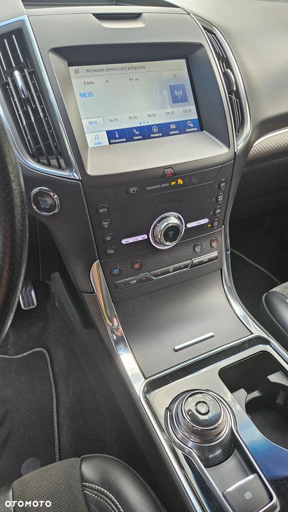 Ford Edge - 9