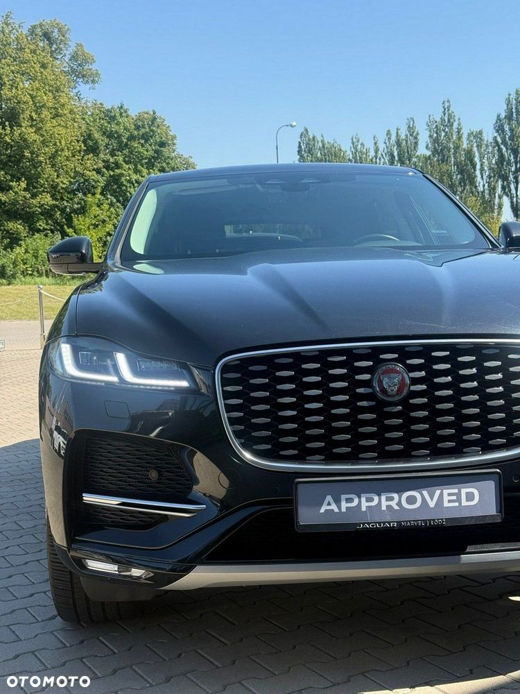 Jaguar F-Pace - 9