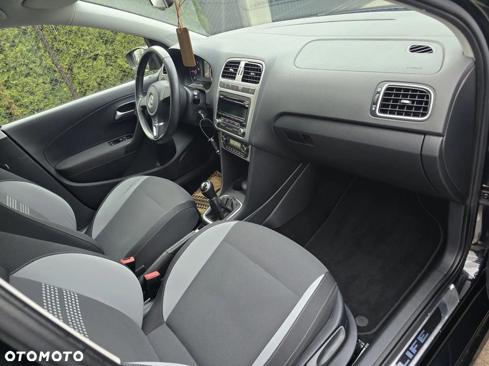 Volkswagen Polo 1.6 TDI Life - 21