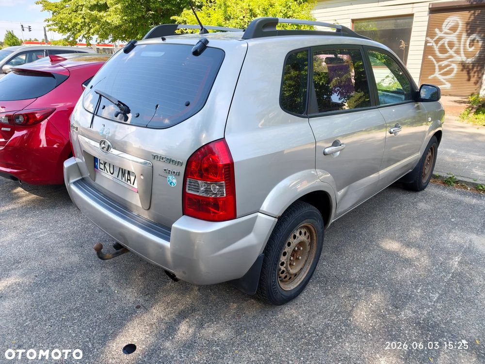 Hyundai Tucson 2.0 CRDi Active - 3