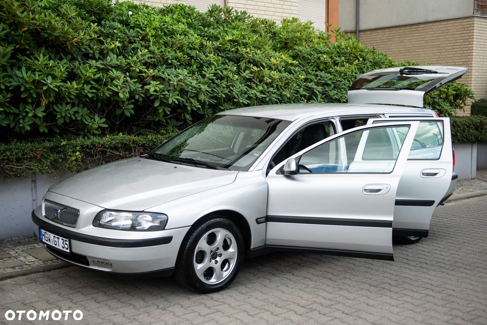 Volvo V70 2.4 Optima - 7