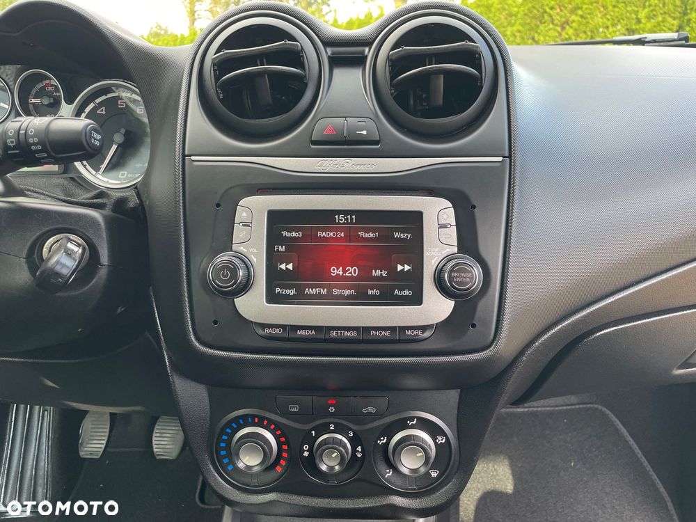 Alfa Romeo Mito - 33