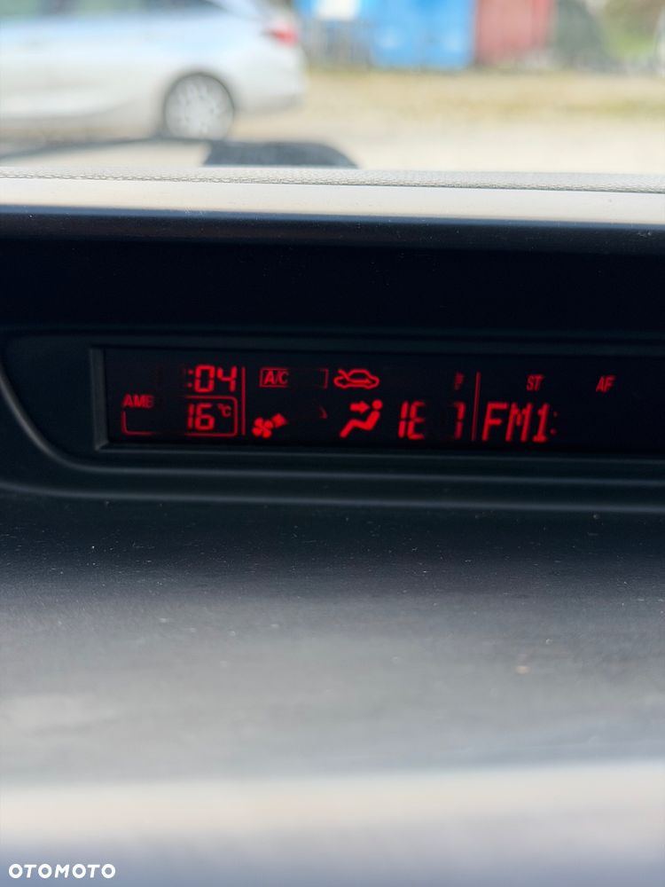 Mazda 5 2.0 MZR-DISI i-stop Business-Line - 18