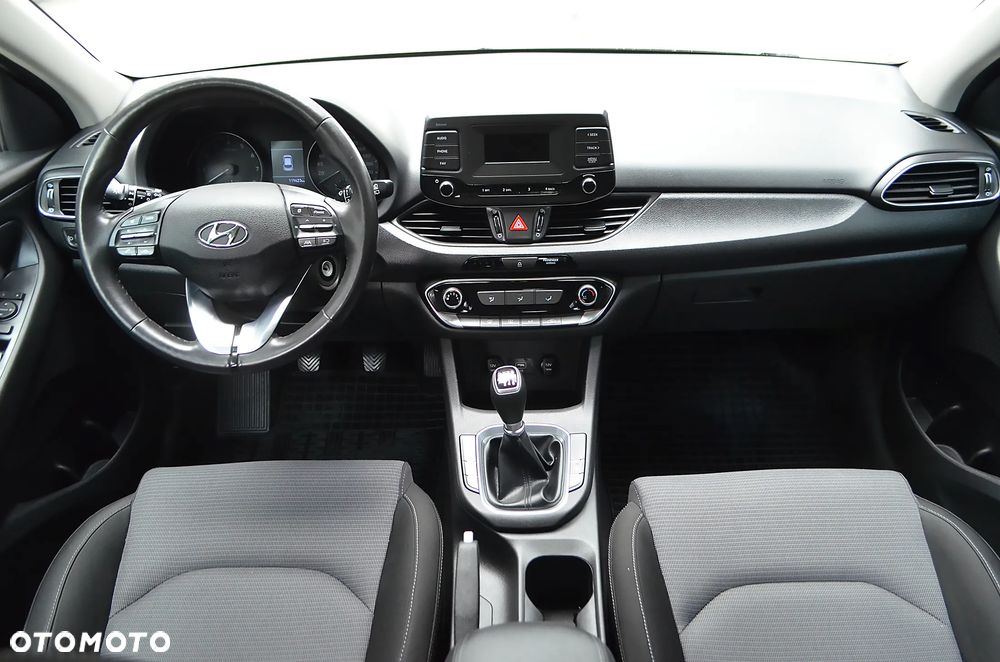 Hyundai i30 1.5 DPI Modern - 12