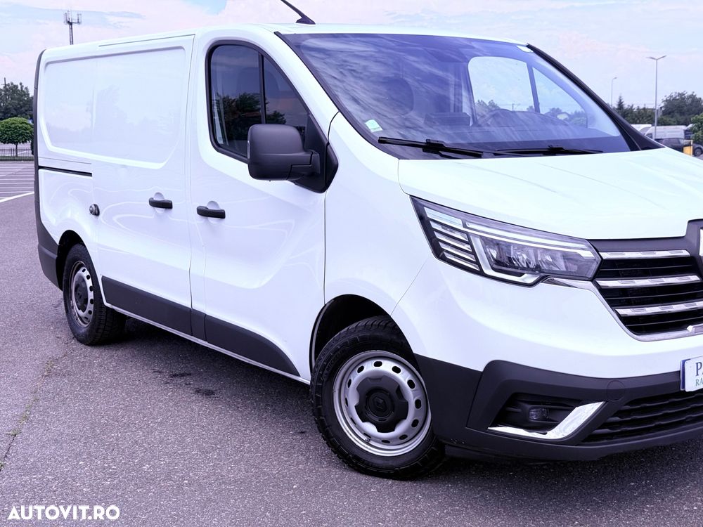 Renault Trafic 2.0 Blue dCi 130 Furgon Cabina Dubla L2H1 - 3