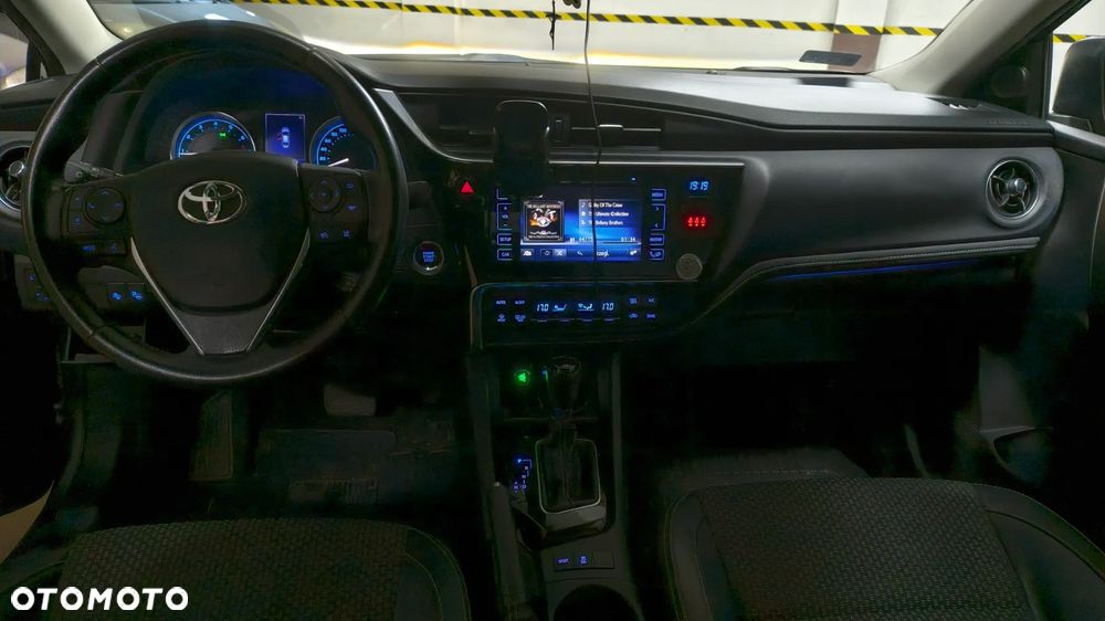Toyota Corolla 1.6 Prestige MS - 4