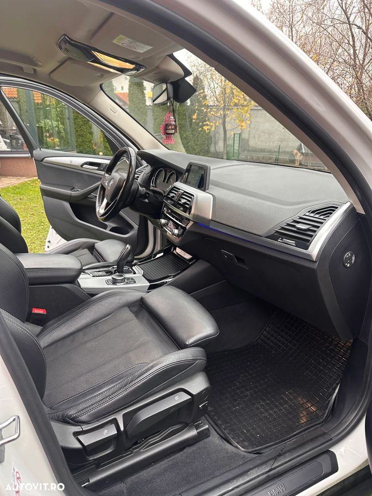 BMW X3 xDrive20d Aut. - 28