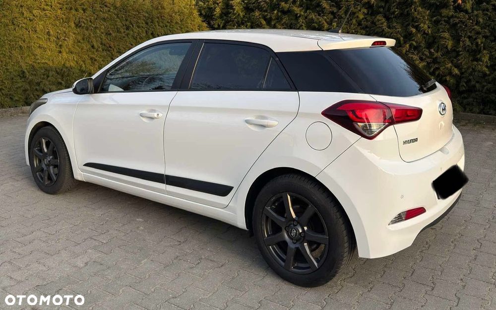 Hyundai i20 - 11