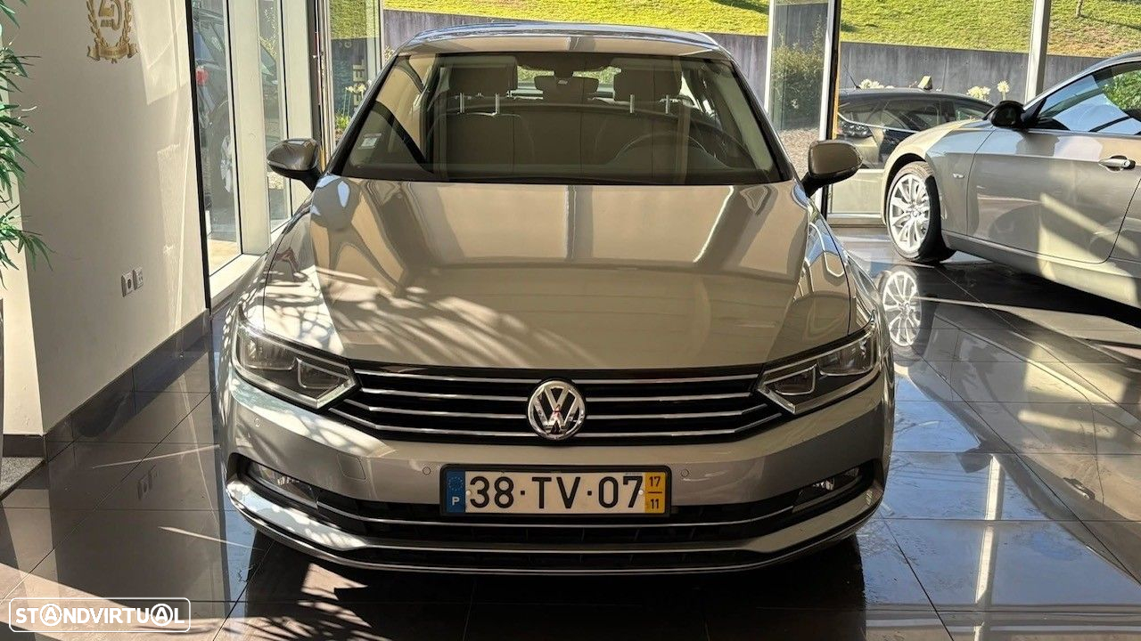 VW Passat 2.0 TDI Confortline - 3