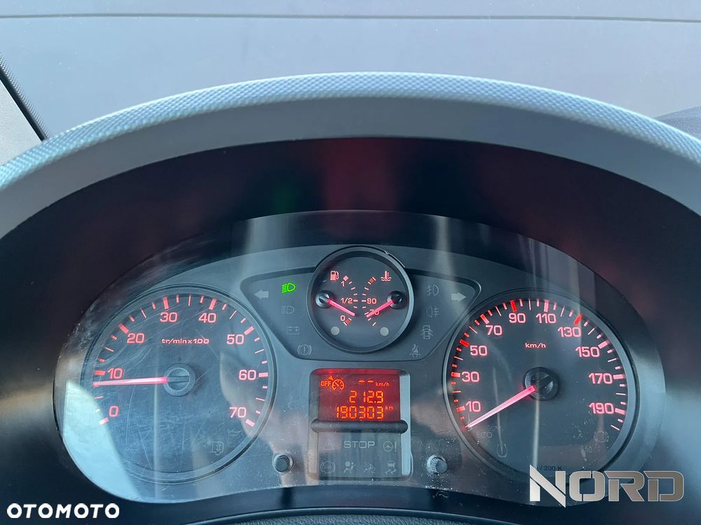 Peugeot Partner L2 Active 4x4 - 19