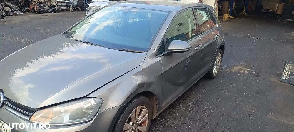 Dezmembrari / Dezmembrez Volkswagen Golf 7 (5G) 1.6 TDI CLHA cutie viteze manuala cod culoare LA7N - 3