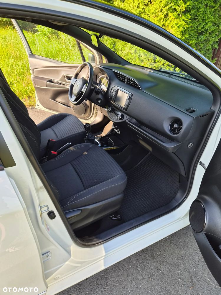 Toyota Yaris 1.5 Selection - 11