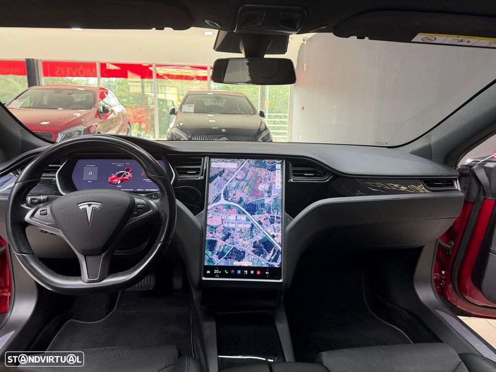 Tesla Model S 75D - 17