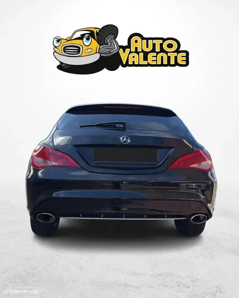 Mercedes-Benz CLA 180 d Shooting Brake AMG Line - 3