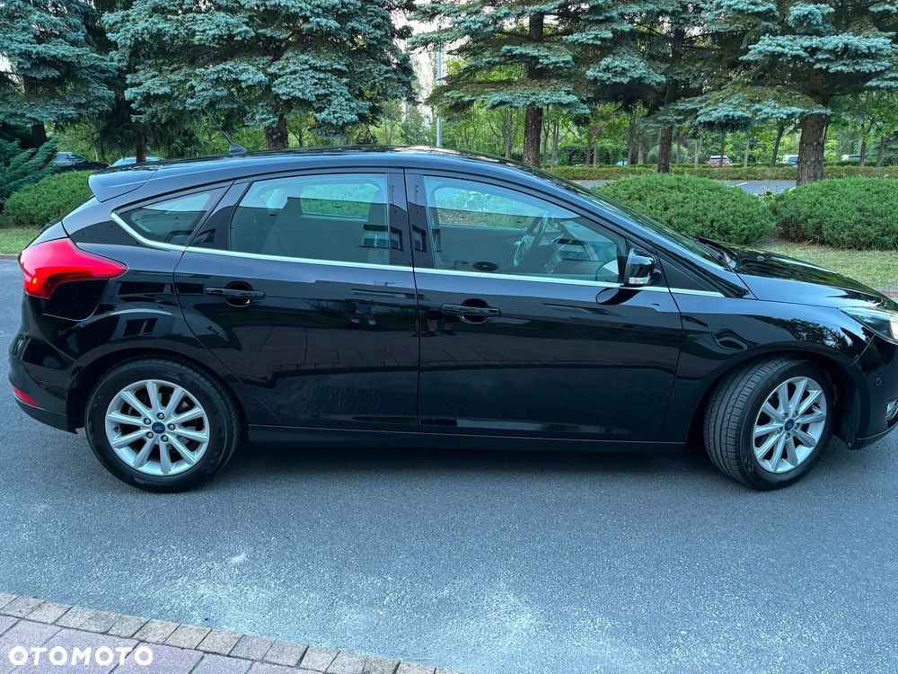 Ford Focus 1.0 EcoBoost Active Business - 25