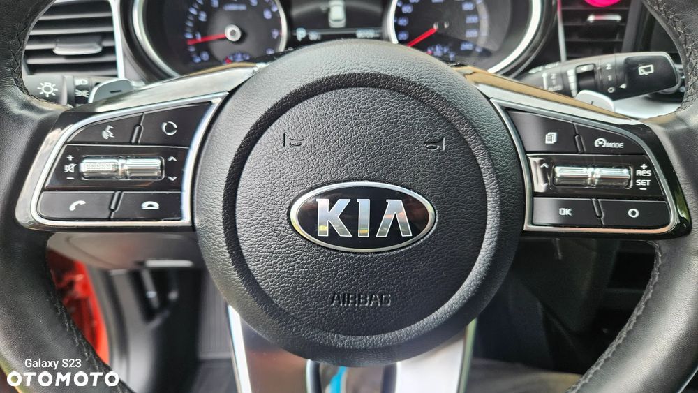 Kia XCeed - 19
