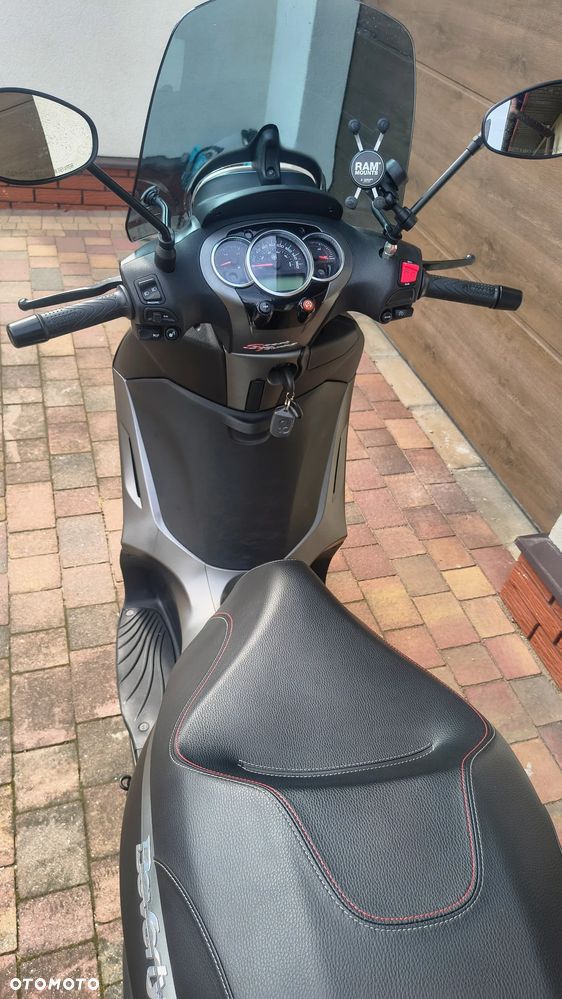 Piaggio Beverly - 4
