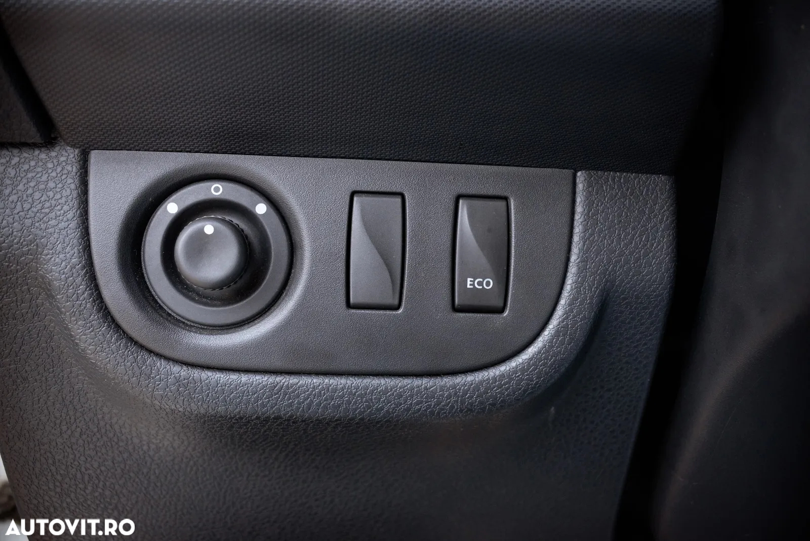 Dacia Sandero - 25