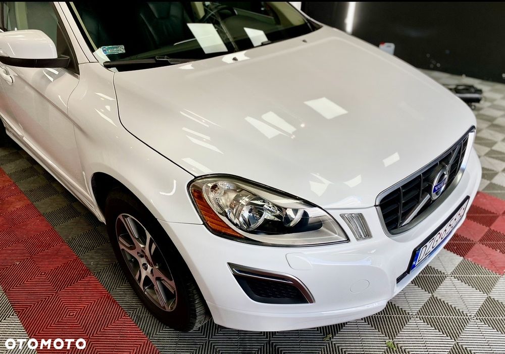 Volvo XC 60 T6 AWD Geartronic Momentum - 14