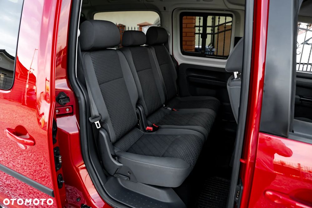 Volkswagen Caddy Maxi Comfortline 4Motion DSG - 25
