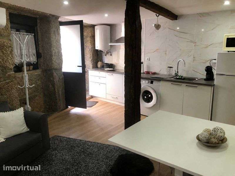 Casa em pedra reconstruída - Grande imagem: 2/12