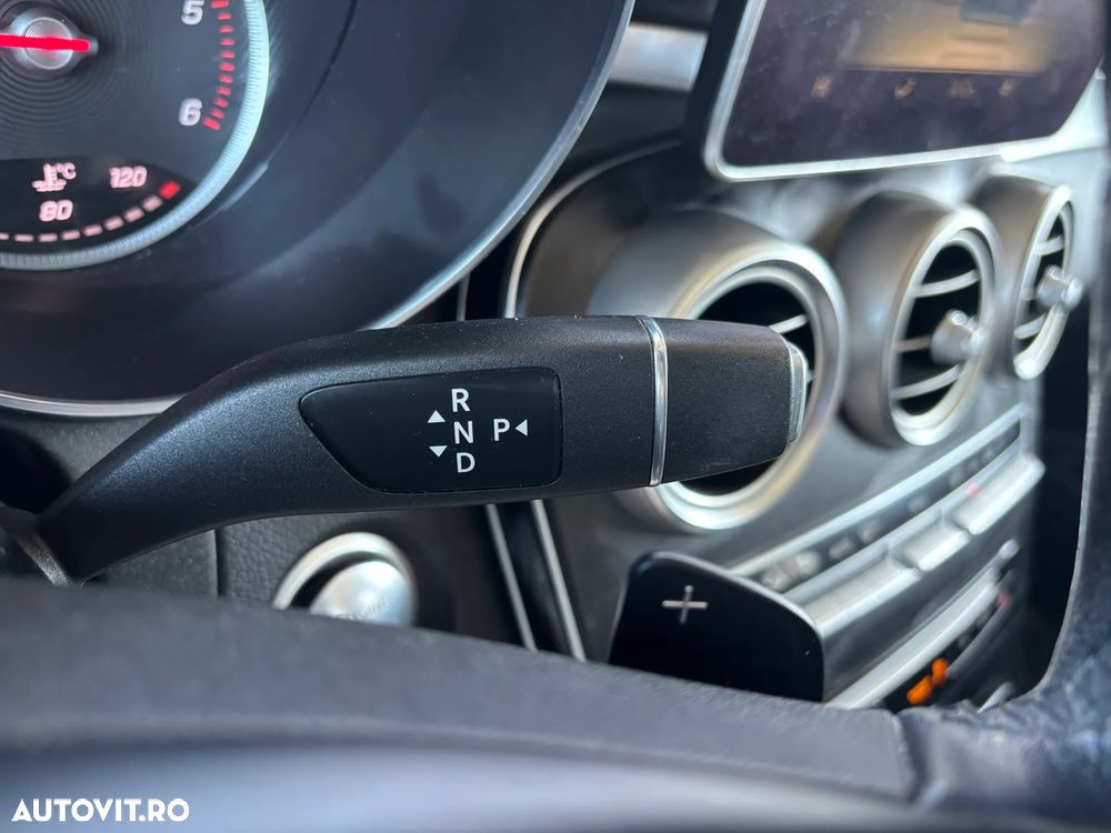 Mercedes-Benz GLC - 16