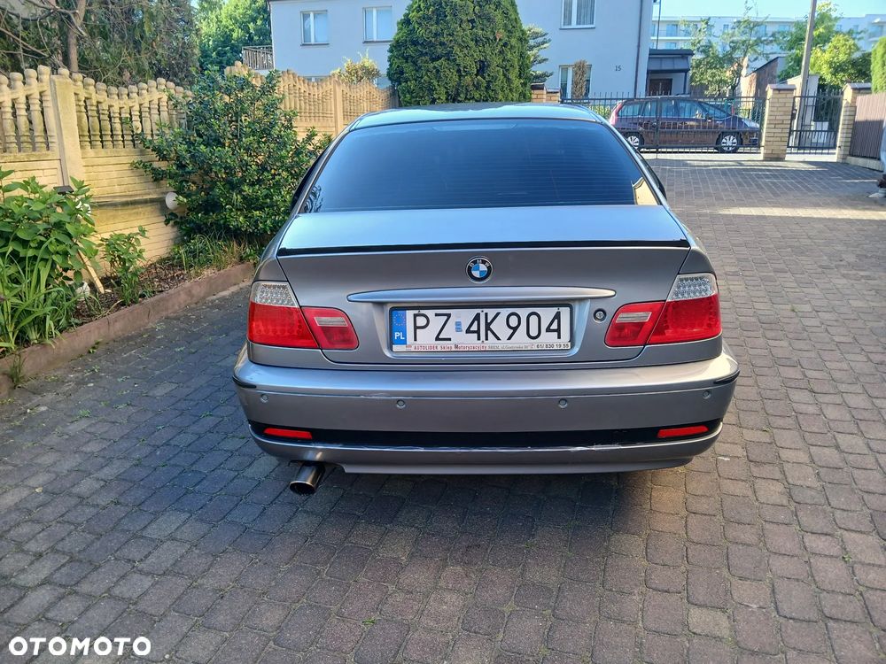 BMW Seria 3 318Ci - 13