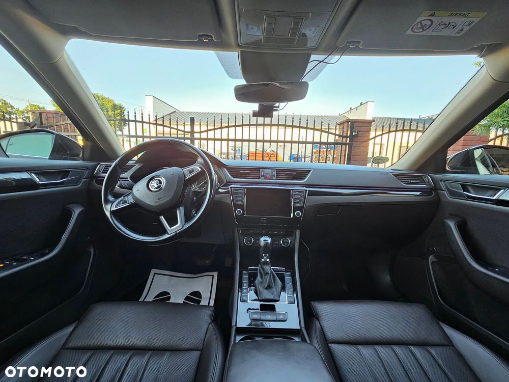 Skoda Superb 2.0 TDI L&K DSG - 14