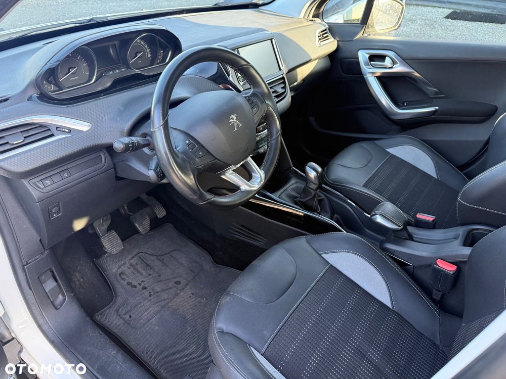 Peugeot 2008 - 7