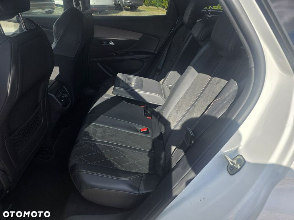 Peugeot 3008 2.0 BlueHDi GT S&S EAT8 - 29