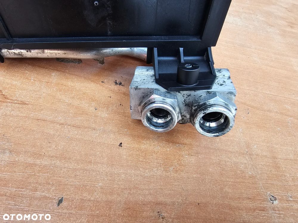 PRZEWÓD PRZEWODY RURKI CHŁODNICY CHŁODNICZKI OLEJU OPEL ASTRA J 1.6 B A16XER - 2