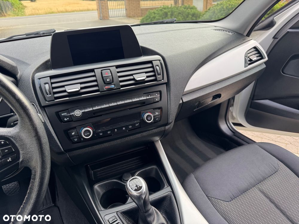 BMW Seria 1 116d - 20
