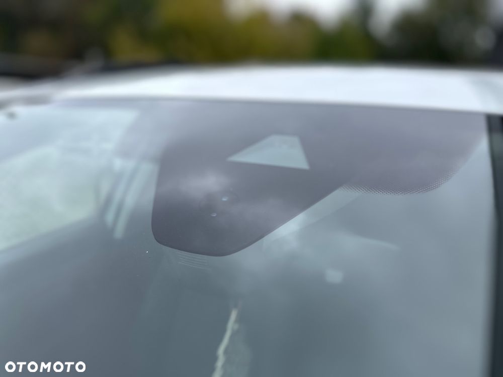 Volkswagen Golf 2.0 TDI SCR DSG Life - 30