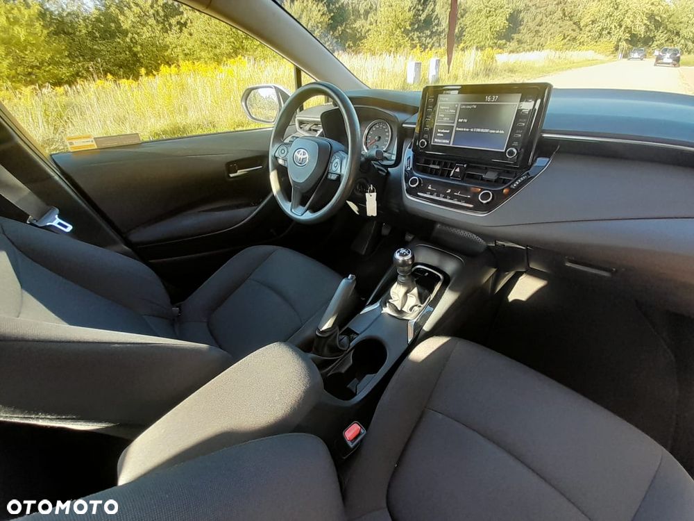 Toyota Corolla 1.5 Active - 21