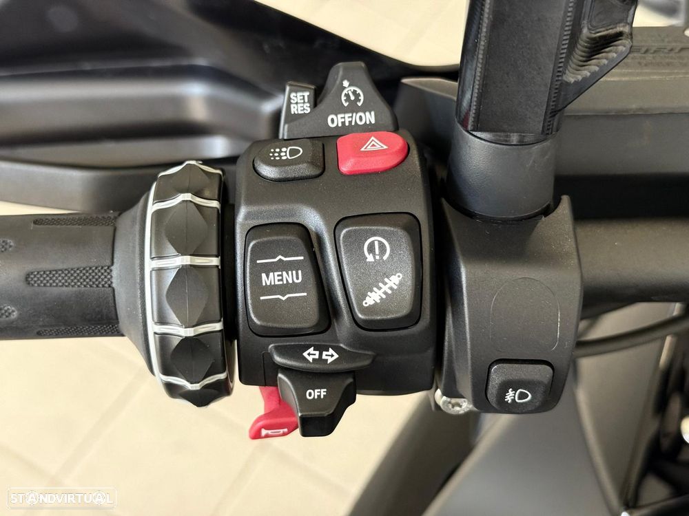 BMW R 1250 GS TRIPLE BLACK - 8
