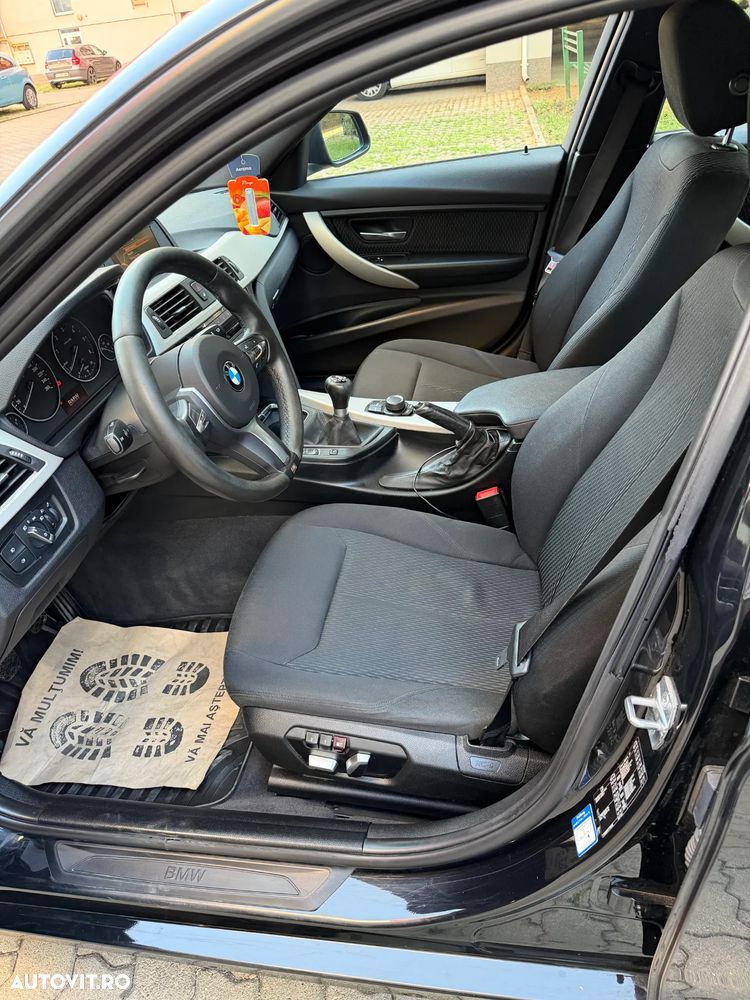 BMW Seria 3 318d - 5
