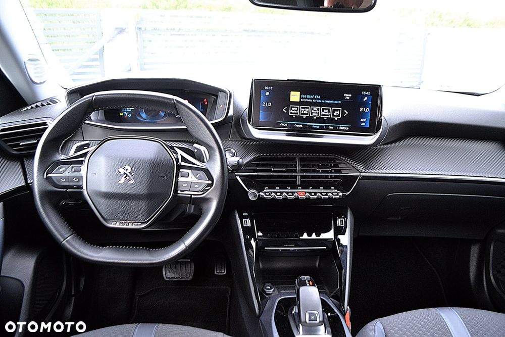 Peugeot 2008 BlueHDi 130 EAT8 Allure - 14