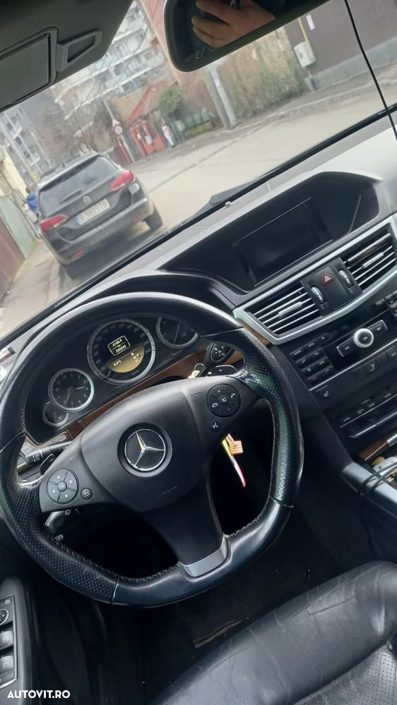 Mercedes-Benz E 200 CDI DPF BlueEFFICIENCY Automatik Elegance - 2