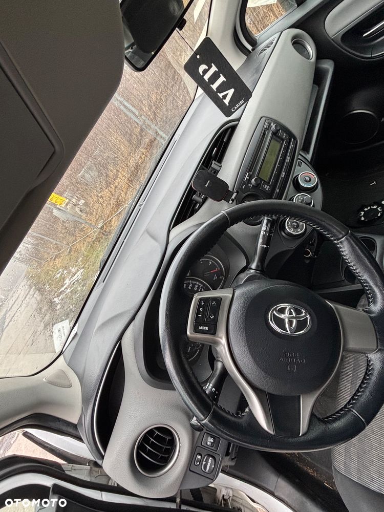 Toyota Yaris 1.0 Active - 6
