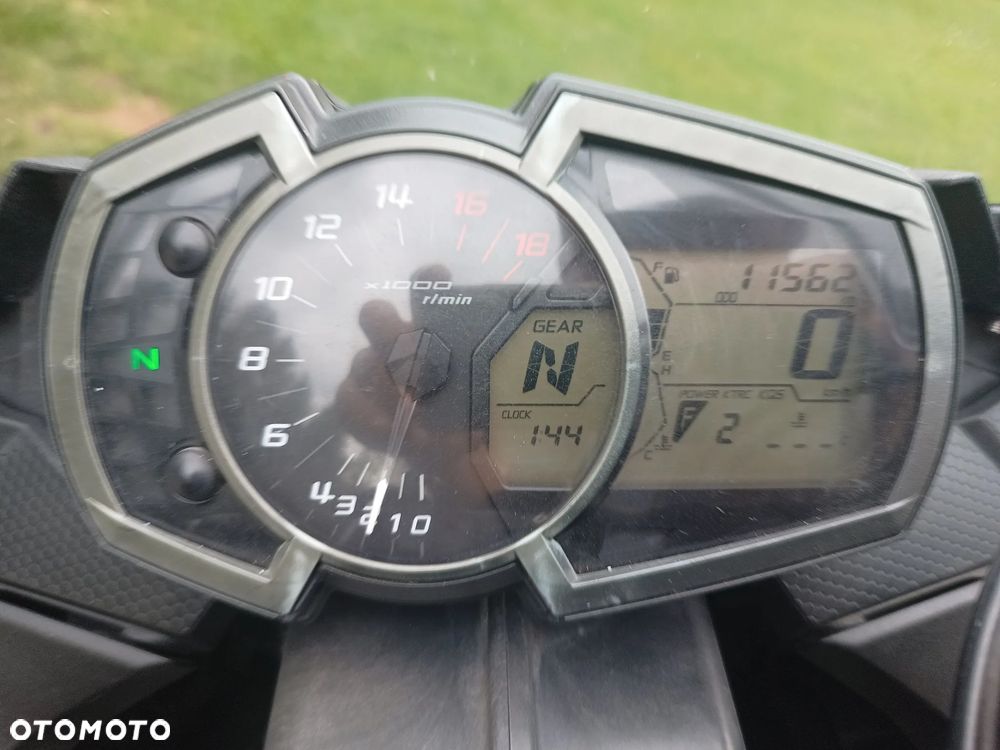 Kawasaki ZX - 24