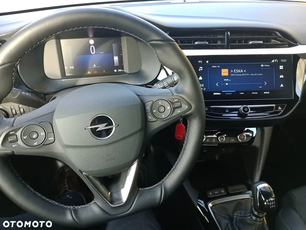 Opel Corsa 1.2 GS S&S - 11