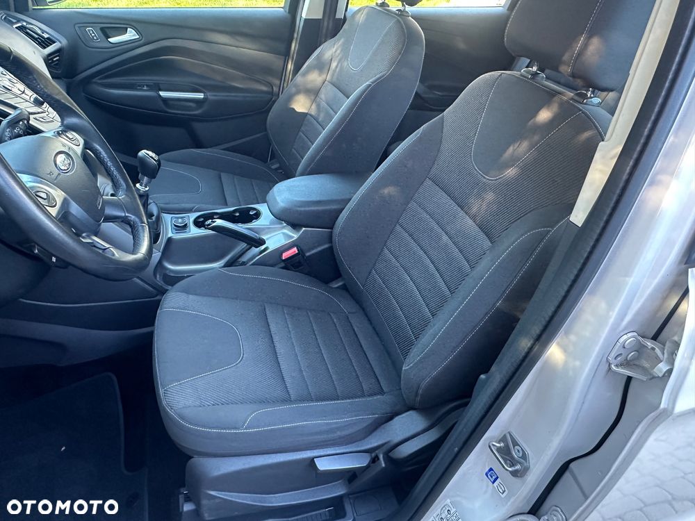 Ford Kuga 2.0 TDCi 4x2 Cool & Connect - 27