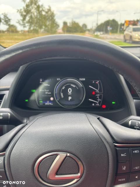 Lexus UX 250h F Sport 2WD - 8