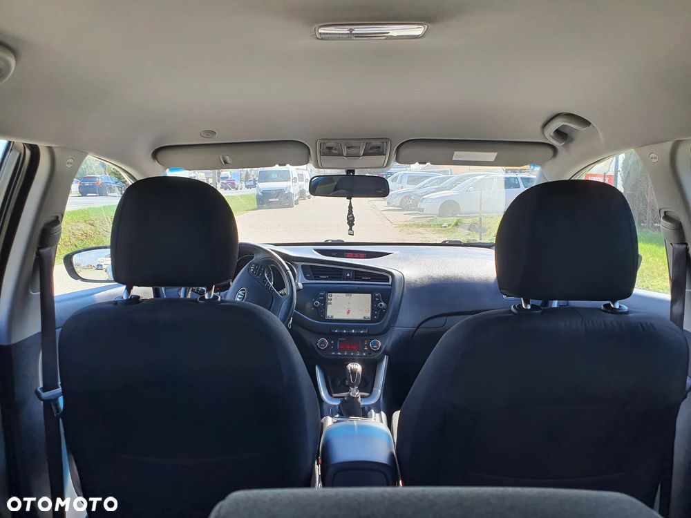 Kia Ceed 1.4 CVVT Dream-Team Edition - 30