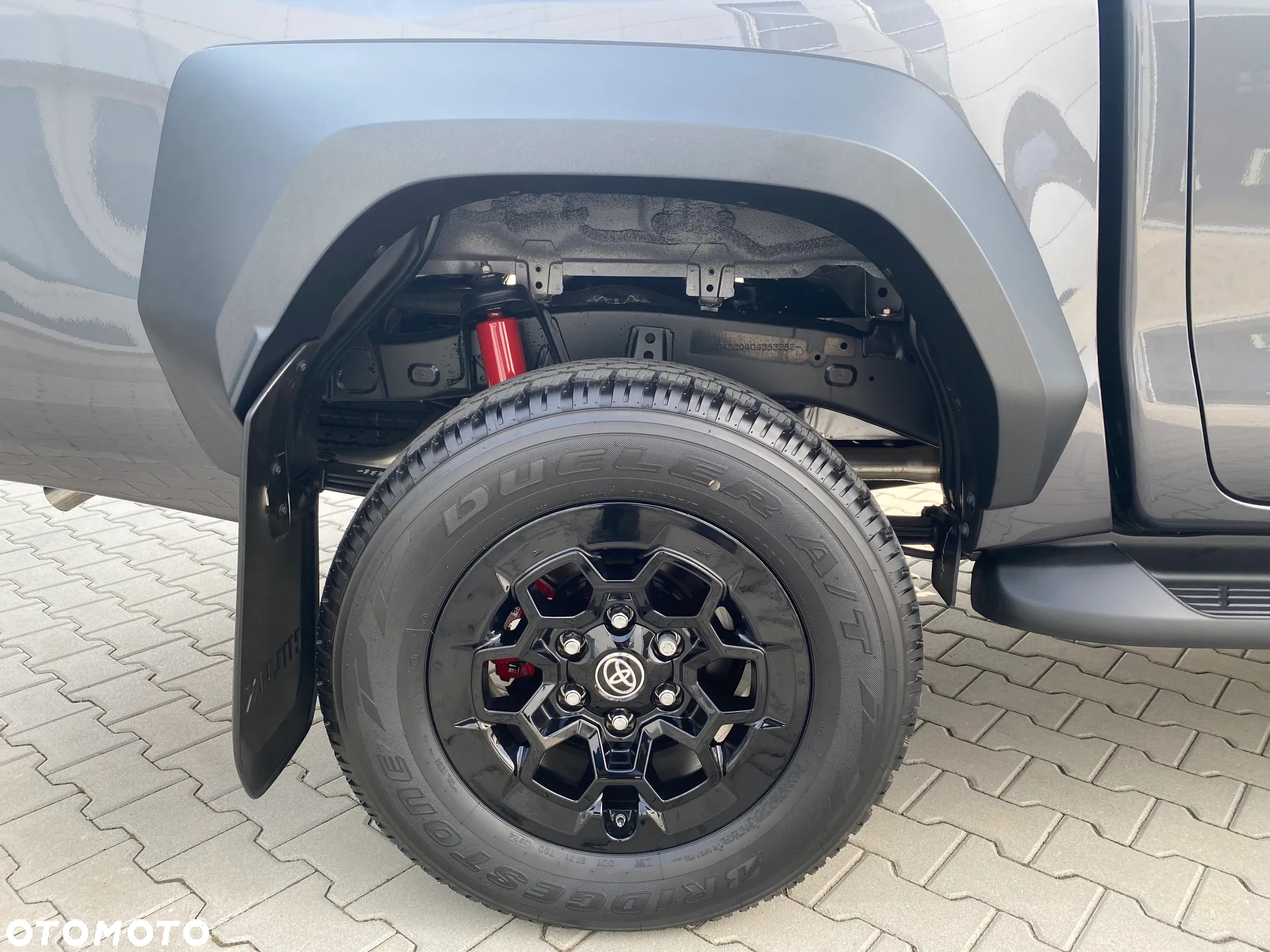 Toyota Hilux 2.8 D-4D Double Cab GR Sport II 4x4 - 8
